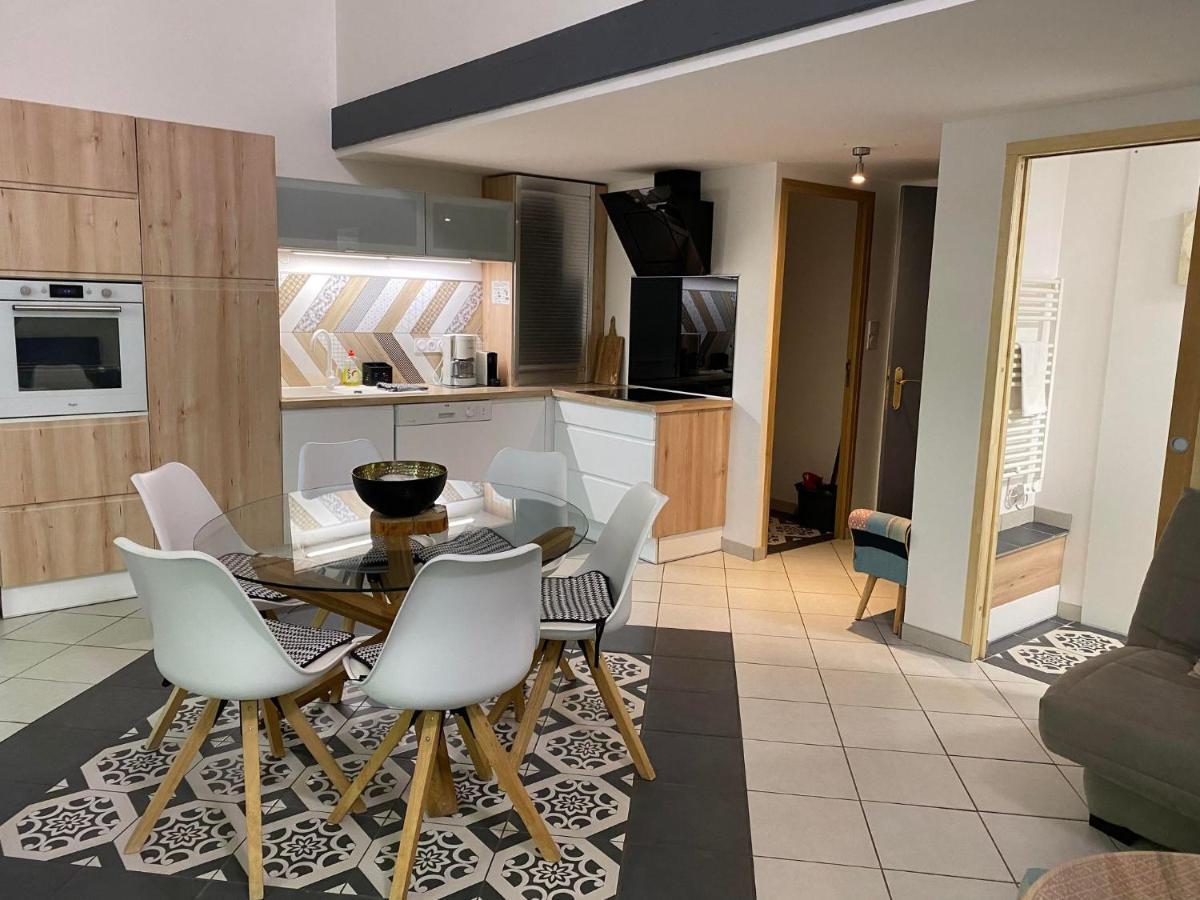Appartement Cosy - Les Ecureuils Ares Bagian luar foto