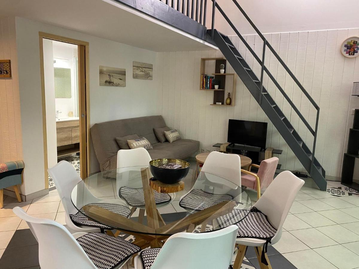 Appartement Cosy - Les Ecureuils Ares Bagian luar foto